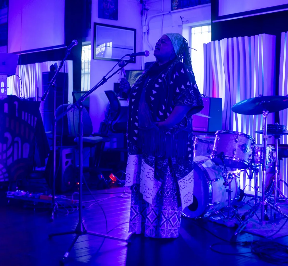 Oakland Art Library — Blacklight Party
