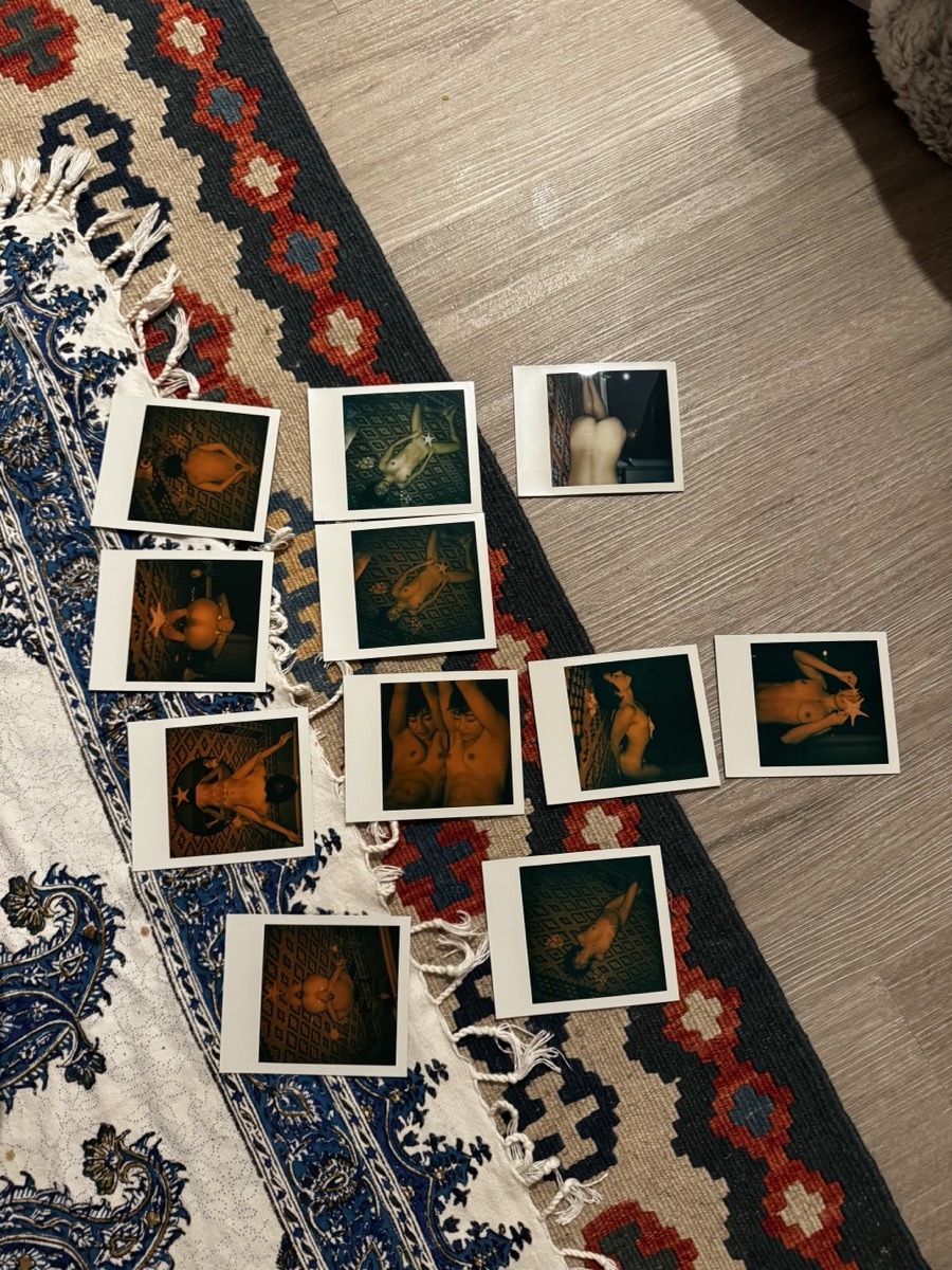 Figurative Polaroid